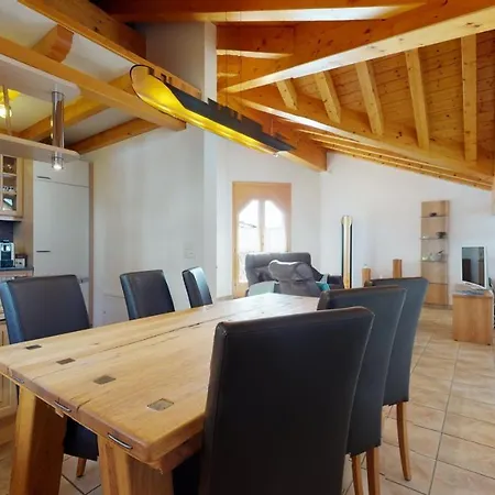 Octogon, 2 Bedrooms, Ideally Located In